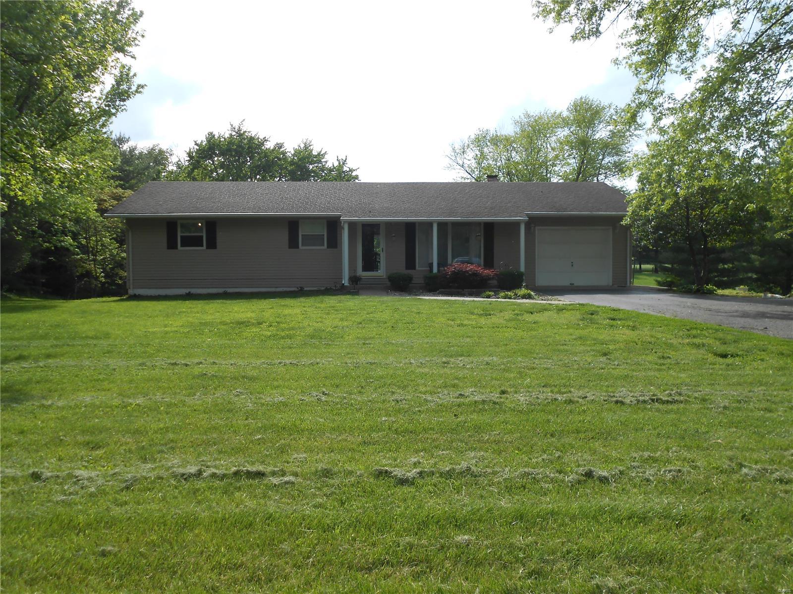 7409 Bethalto Road Bethalto, IL 62010 - Photo 2 of 38 Gallery Image 2