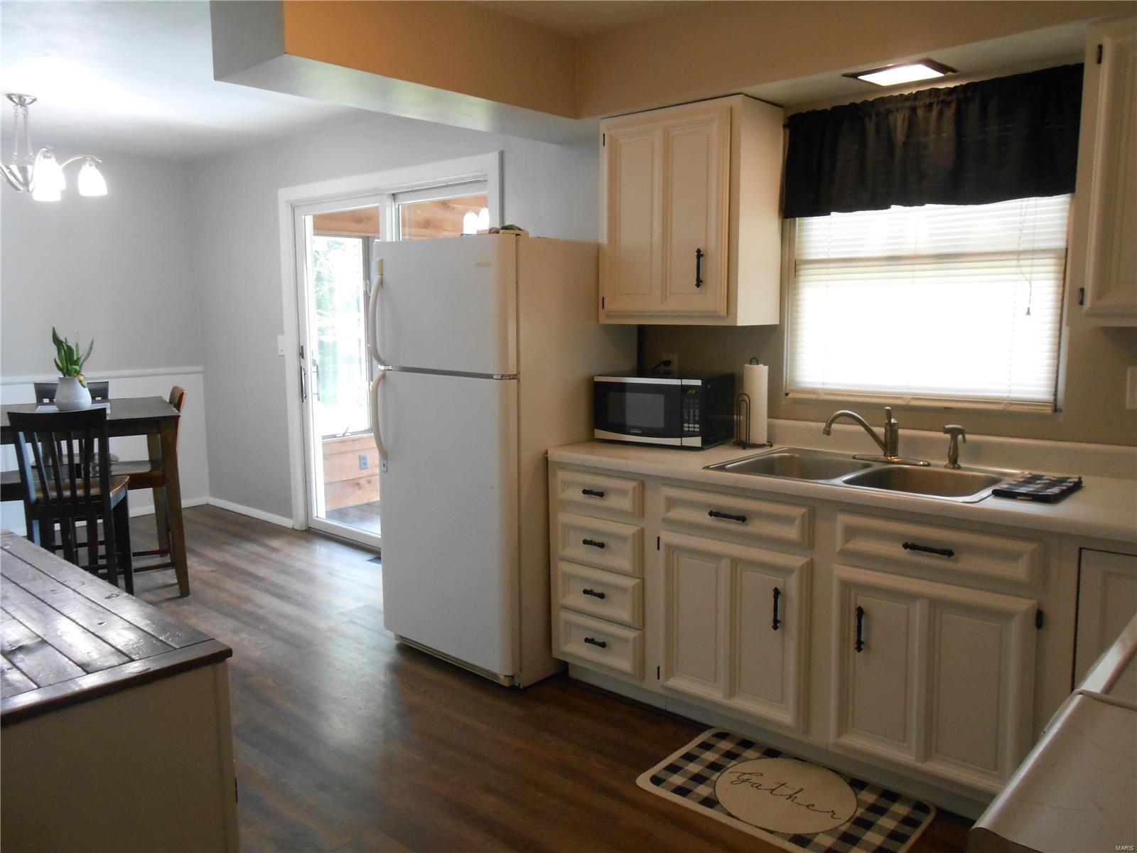 7409 Bethalto Road Bethalto, IL 62010 - Photo 12 of 38 Gallery Image 12