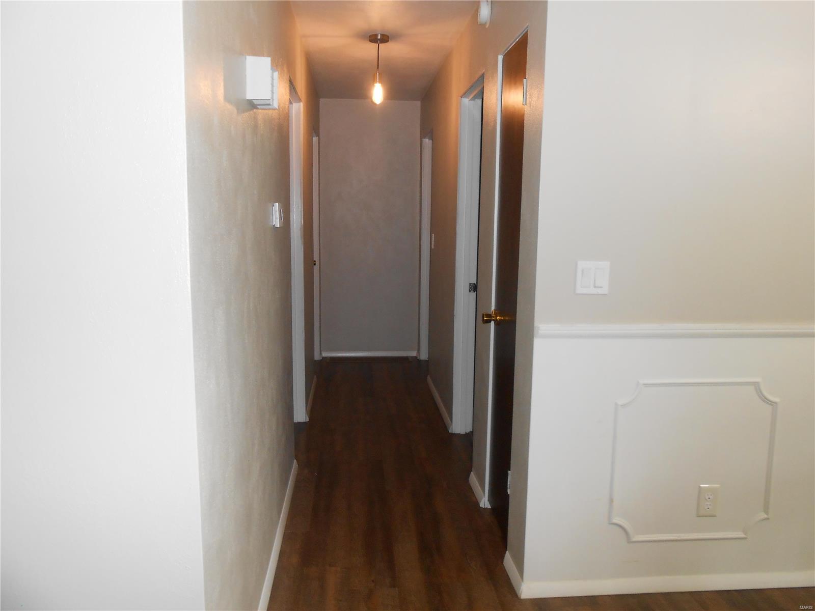 7409 Bethalto Road Bethalto, IL 62010 - Photo 16 of 38 Gallery Image 16