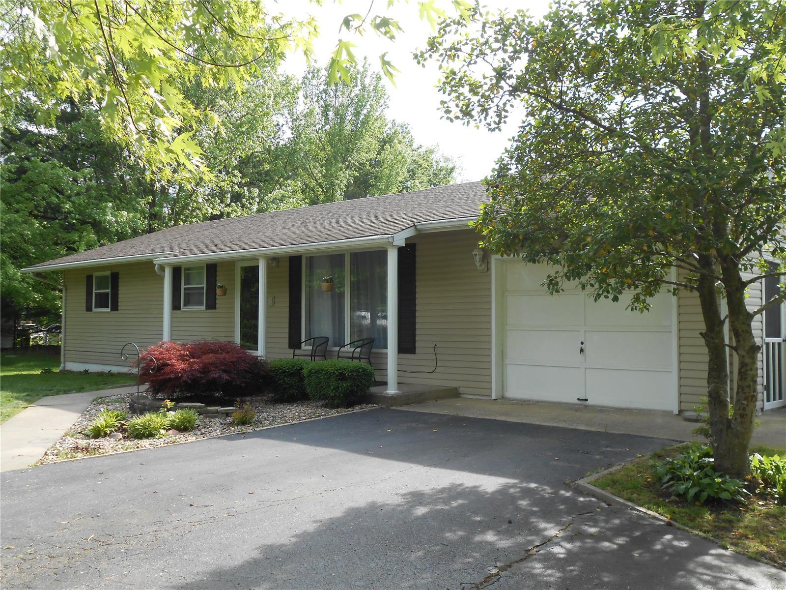 7409 Bethalto Road Bethalto, IL 62010 - Photo 3 of 38 Gallery Image 3