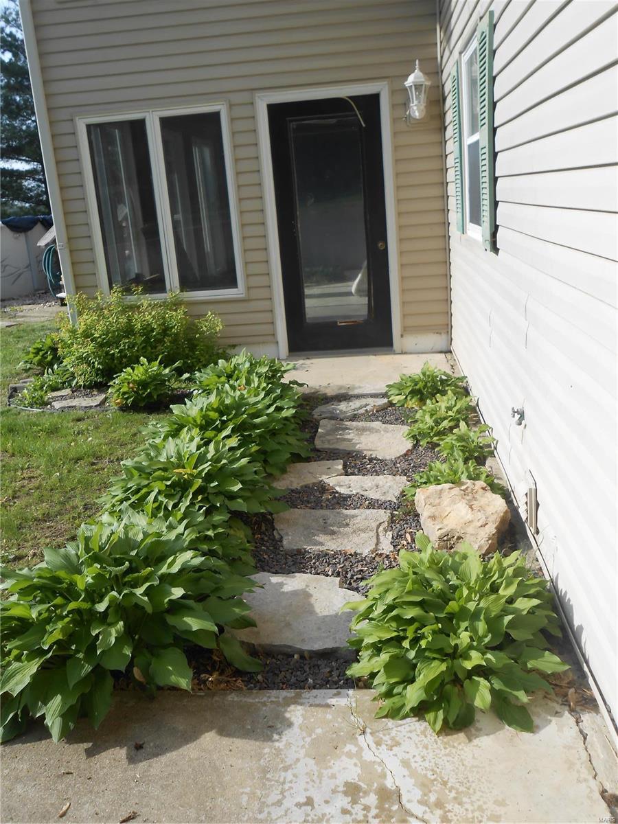 7409 Bethalto Road Bethalto, IL 62010 - Photo 37 of 38 Gallery Image 37