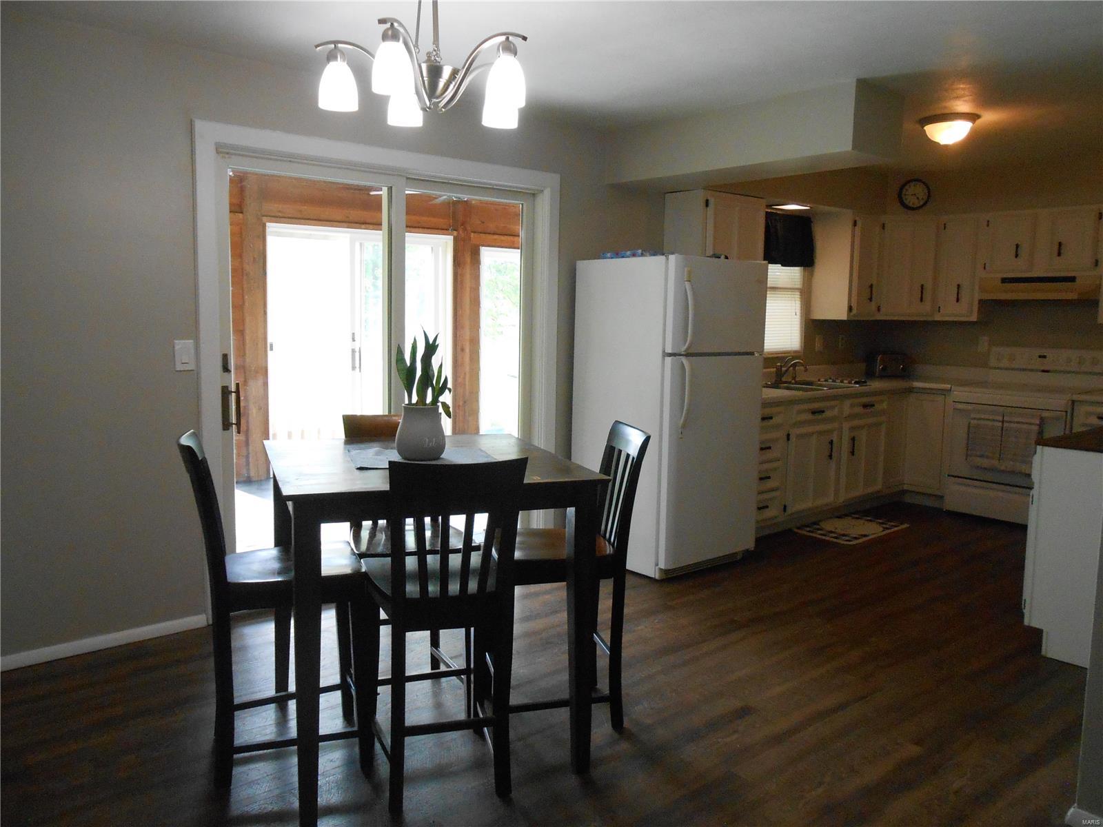 7409 Bethalto Road Bethalto, IL 62010 - Photo 9 of 38 Gallery Image 9
