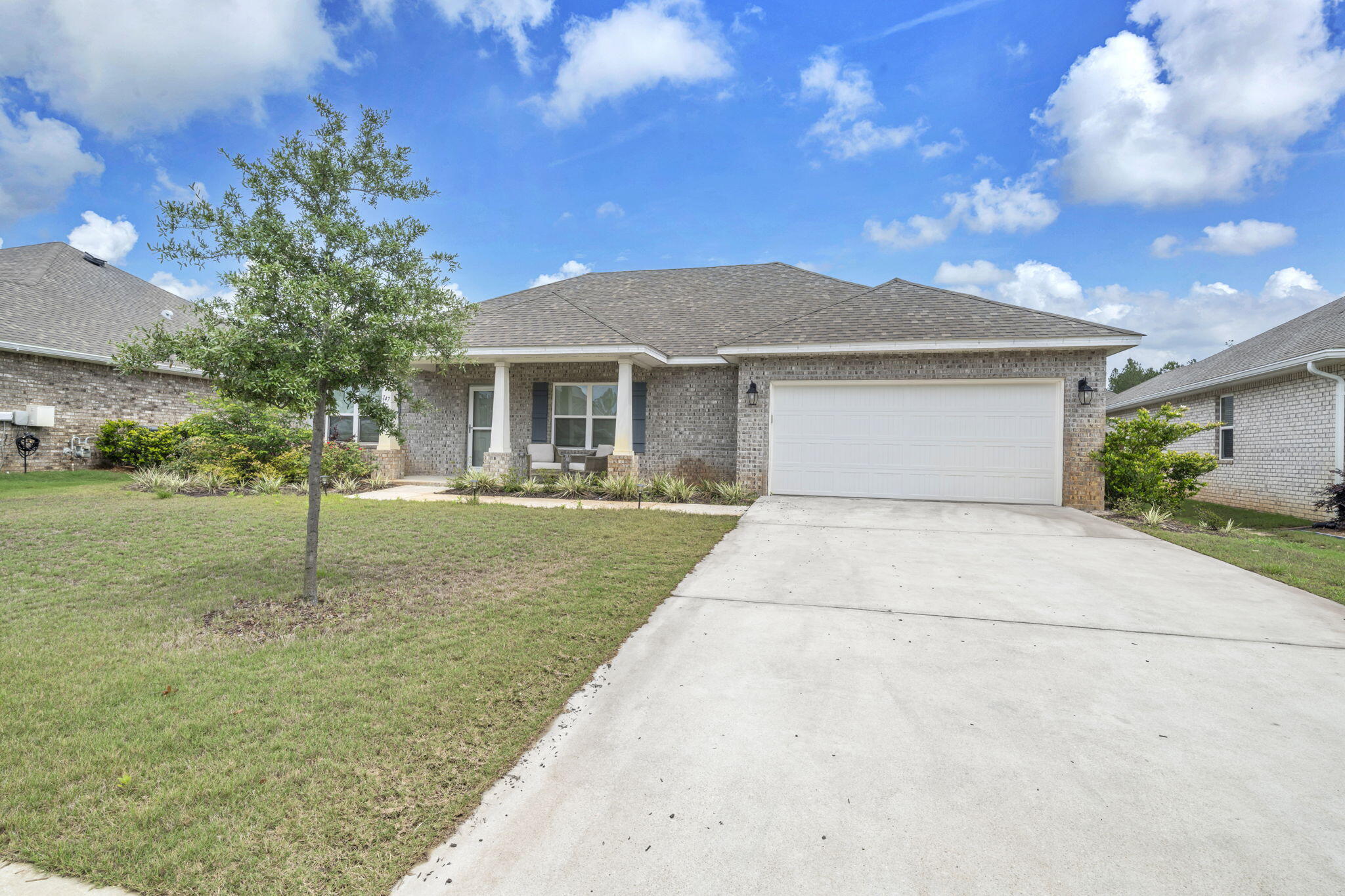 147 Picnic Place Freeport, FL 32439 - Photo 2 of 40 3-web-or-mls-DSC05455