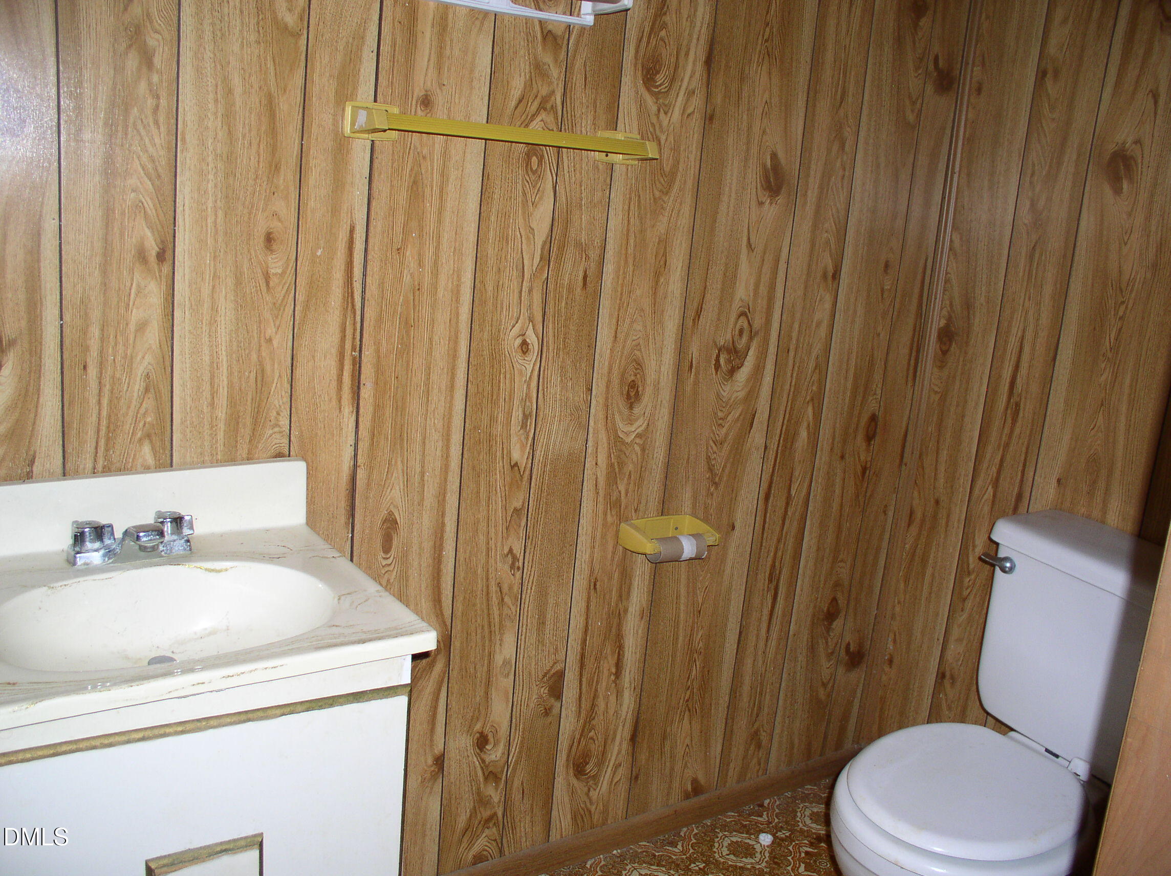 452 Burchette Road Manson, NC 27553 - Photo 9 of 31 P1010005