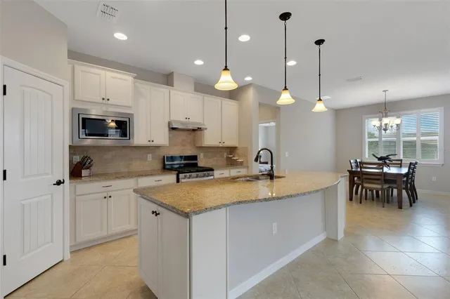 $399,900 | 613 Cantabria Drive, Davenport, FL 33837