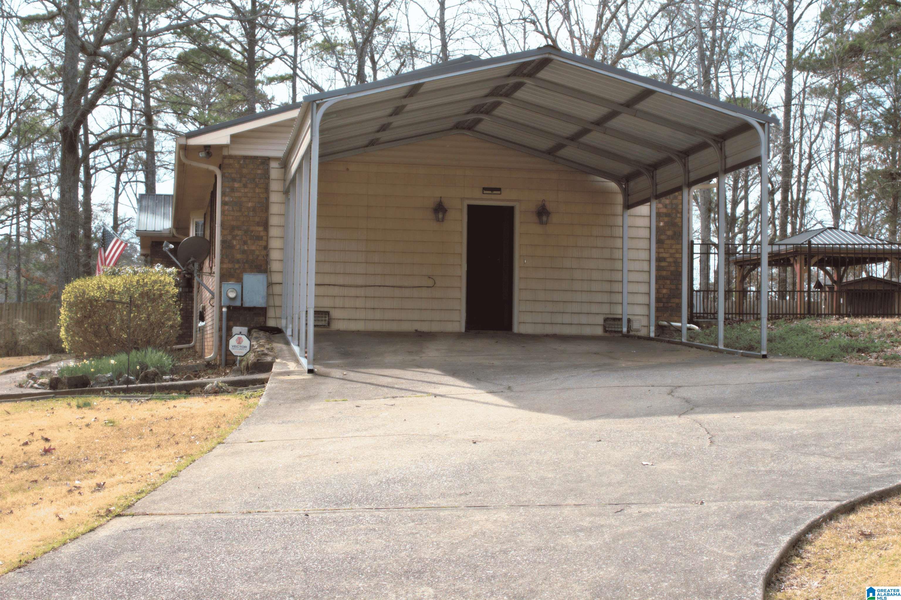 55 Benton Road Jacksonville, AL 36265 - Photo 3 of 42