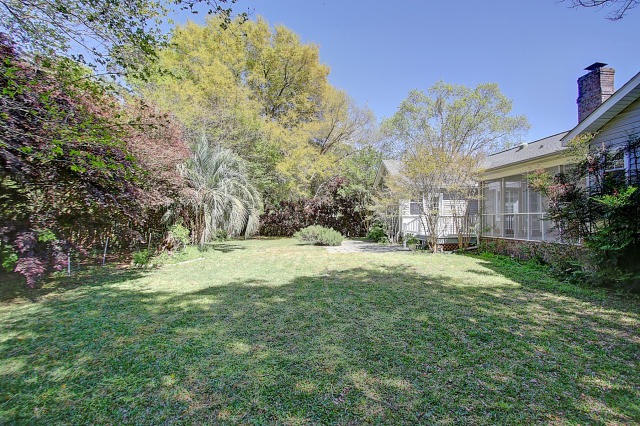 994 Anchor Road Charleston, SC 29412 - Photo 4 of 47 Enclosed wooden fence/backyard
