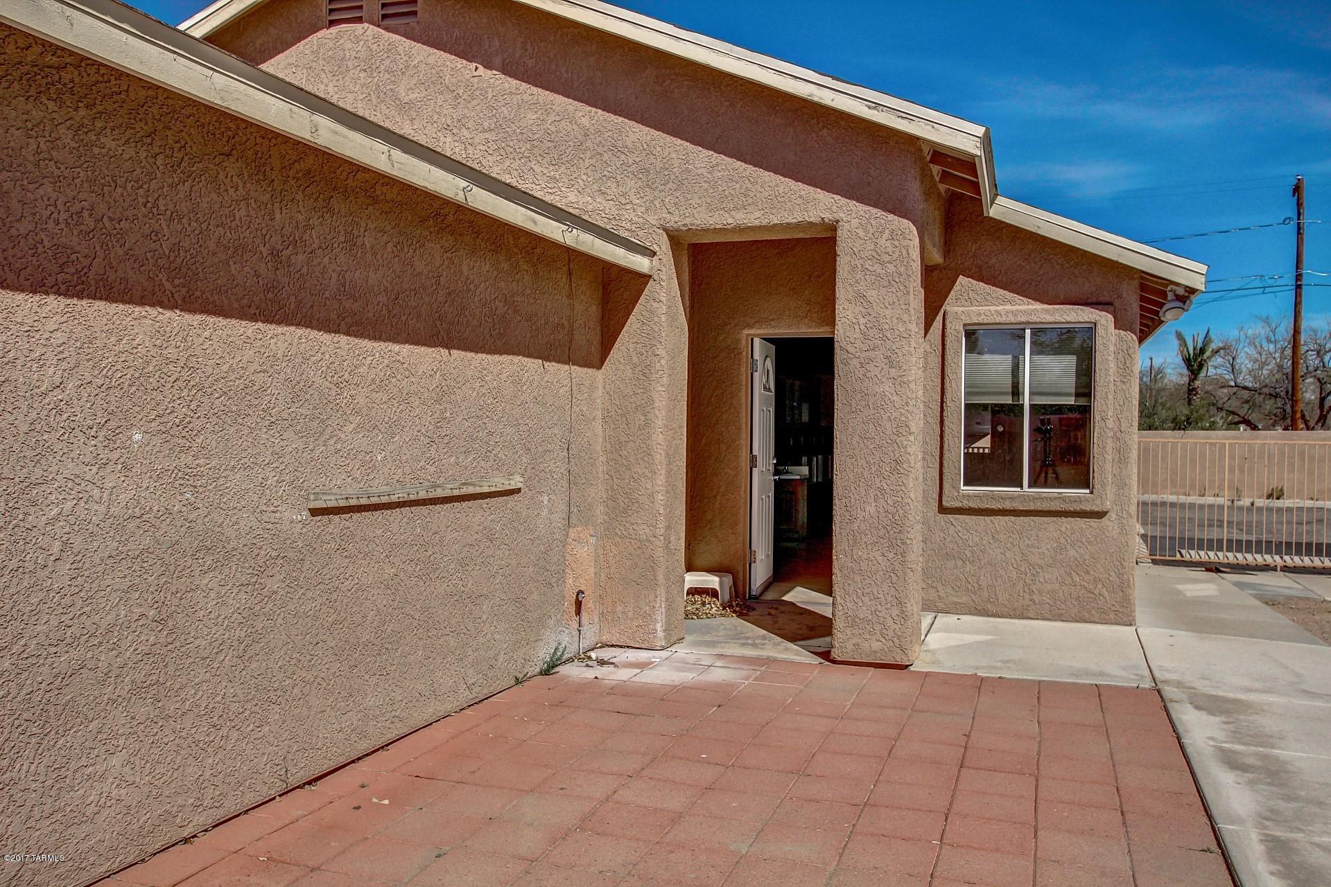 2802 West Alvaro Road Tucson, AZ 85746 - Photo 3 of 23 Gallery Image 3