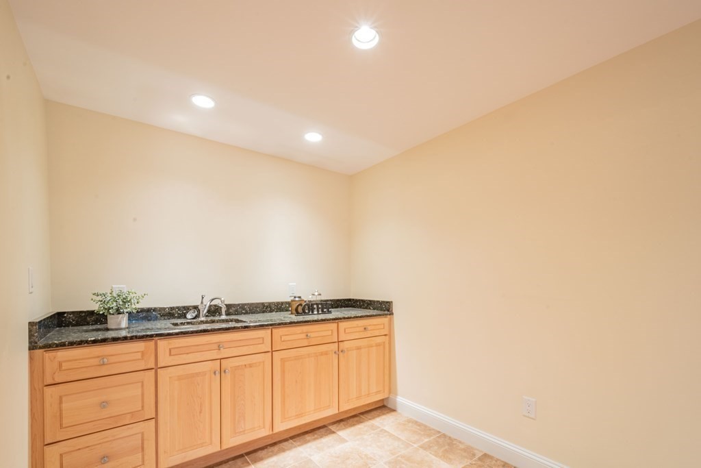 29 Hamblen Street Lexington, MA 02421 - Photo 35 of 42