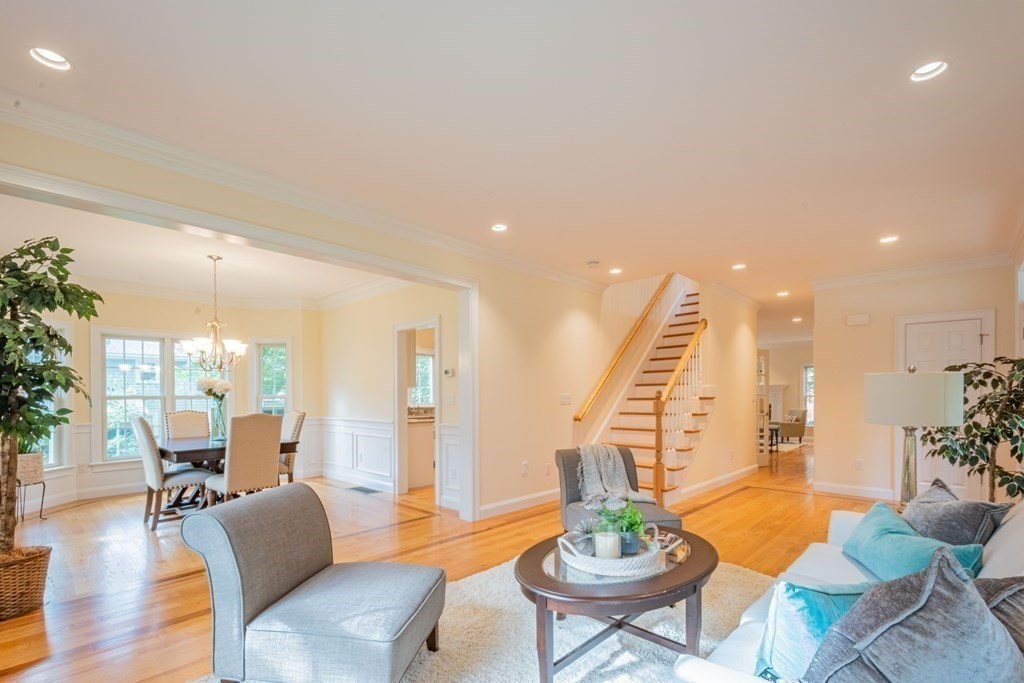 29 Hamblen Street Lexington, MA 02421 - Photo 4 of 42