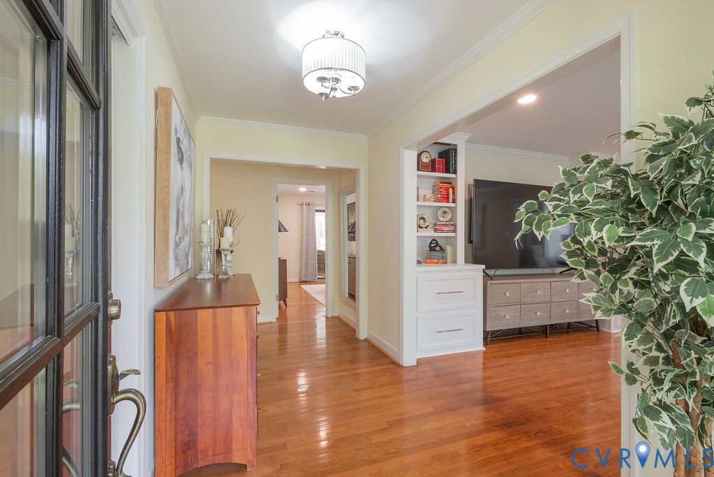 10601 Courtney Road Glen Allen, VA 23060 - Photo 4 of 54 Gallery Image 4