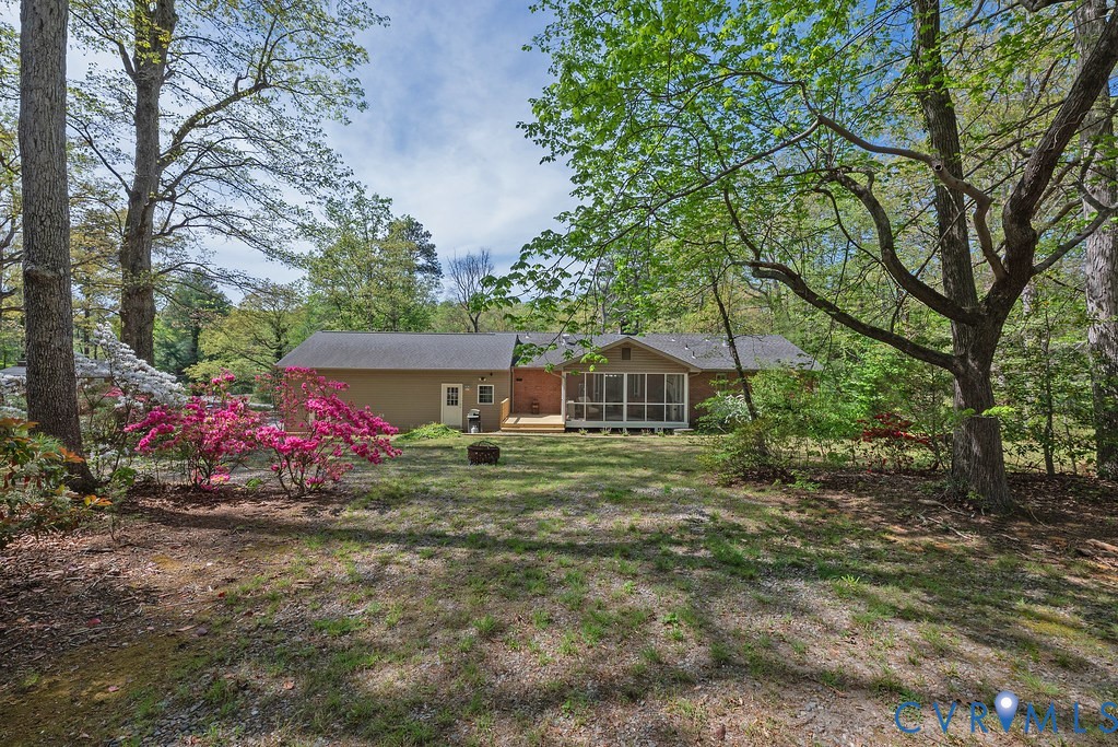 10601 Courtney Road Glen Allen, VA 23060 - Photo 47 of 54 Gallery Image 47