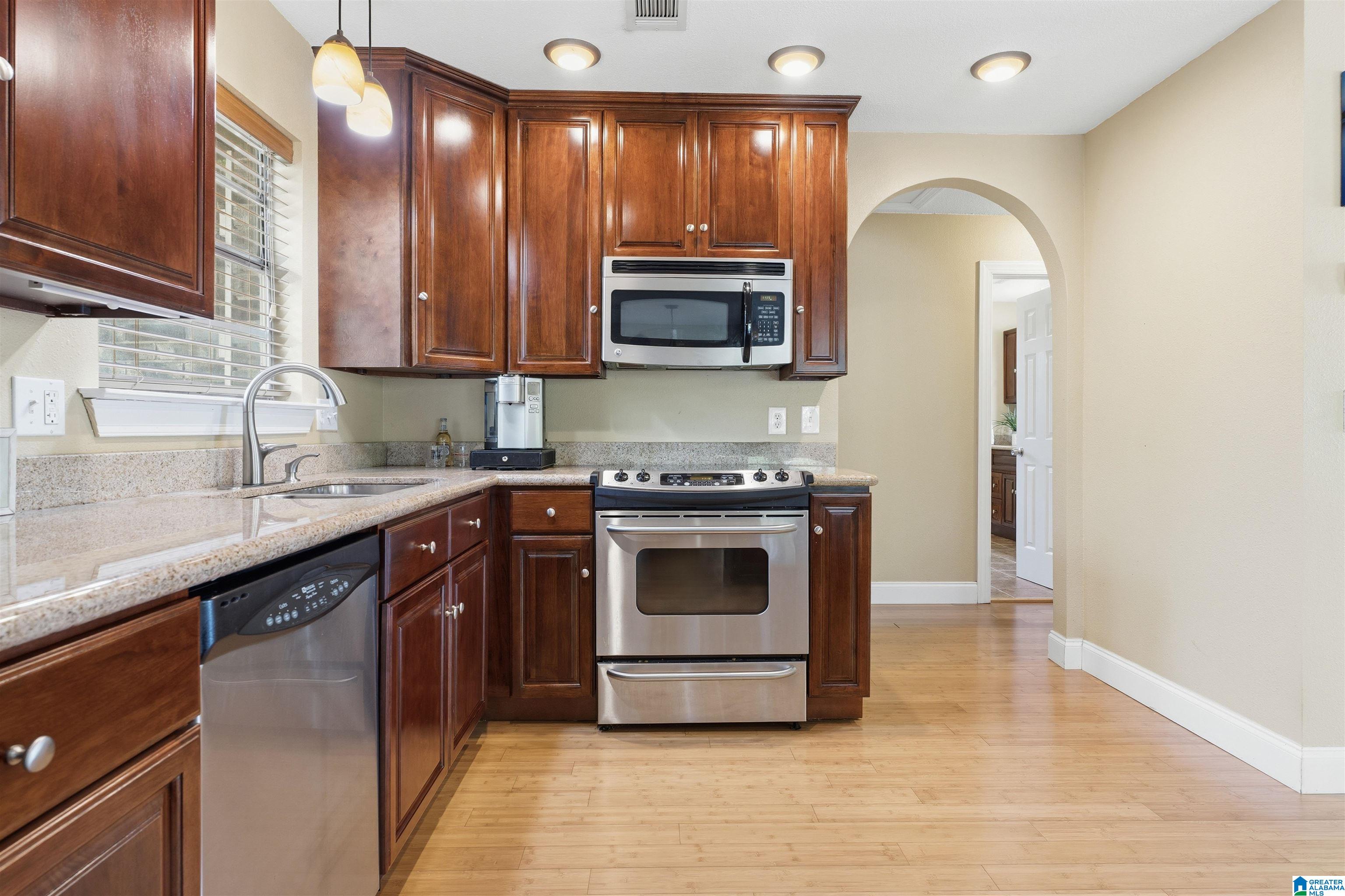 509 Coosa Island Road Cropwell, AL 35054 - Photo 12 of 52