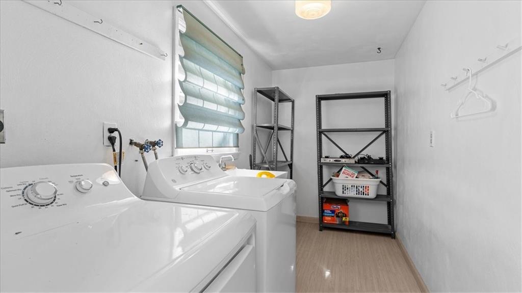 205 Camelford Road McMurray, PA 15317 - Photo 21 of 32 a utility room with dryer and washer