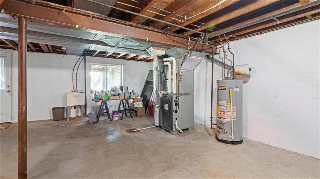205 Camelford Road McMurray, PA 15317 - Photo 25 of 32 a view of a room with gym equipment