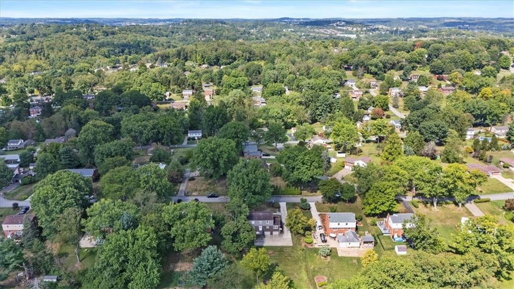 205 Camelford Road McMurray, PA 15317 - Photo 32 of 32 an aerial view of residential houses with outdoor space and trees