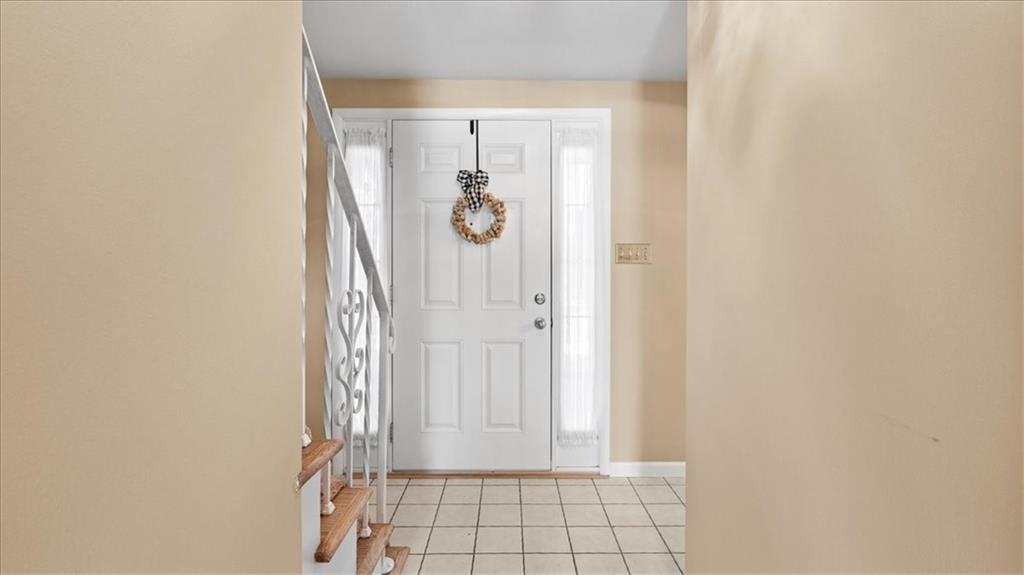 205 Camelford Road McMurray, PA 15317 - Photo 5 of 32 a view of a bathroom