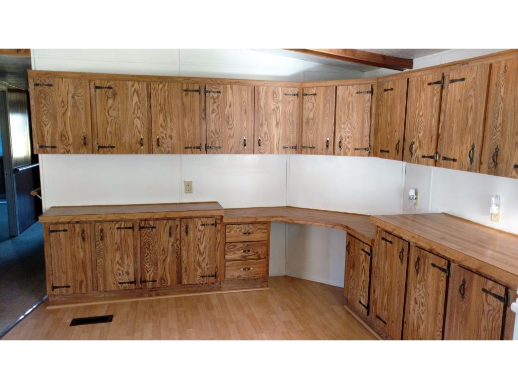 9 Roger Road Goffstown, NH 03045 - Photo 4 of 17 Gallery Image 4