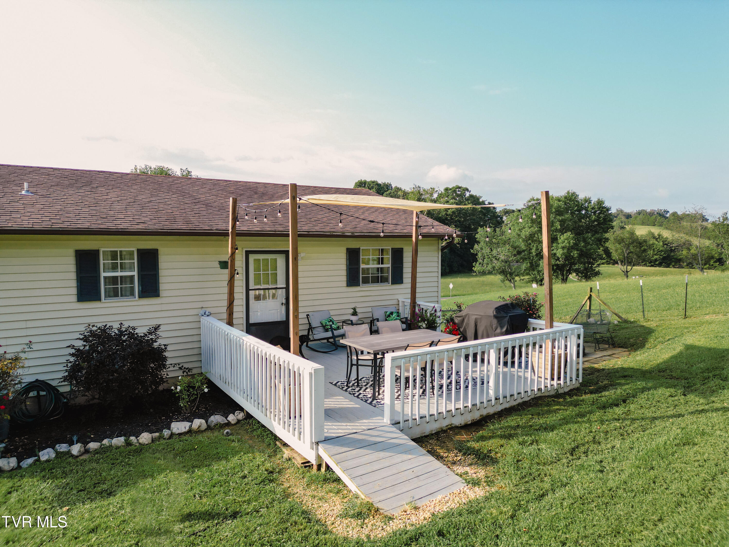 1985 Old Stage Road Greeneville, TN 37745 - Photo 27 of 41 IMG_5315