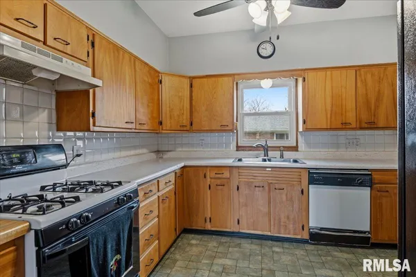 $135,000 | 2830 South State Street, Springfield, IL 62704