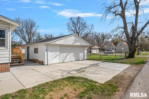 $135,000 | 2830 South State Street, Springfield, IL 62704