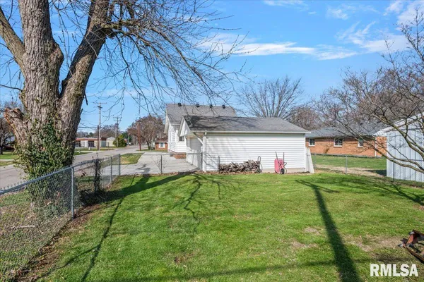 $135,000 | 2830 South State Street, Springfield, IL 62704