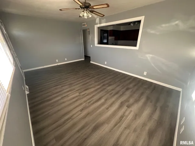 $92,900 | 614 South East Street, Abingdon, IL 61410