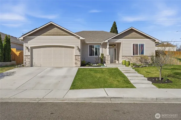 $495,000 | 4304 South Dennis Court, Kennewick, WA 99337