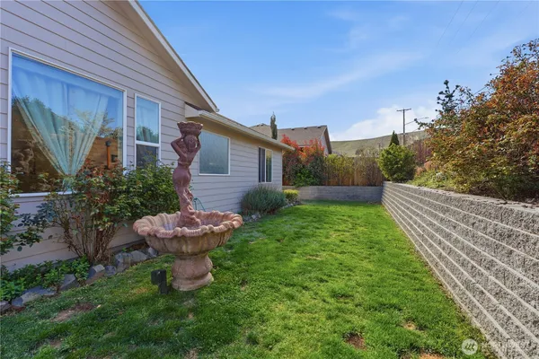 $485,000 | 4304 South Dennis Court, Kennewick, WA 99337