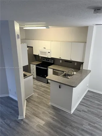 $2,850 | 3951 Northwest 92nd Avenue, Sunrise, FL 33351