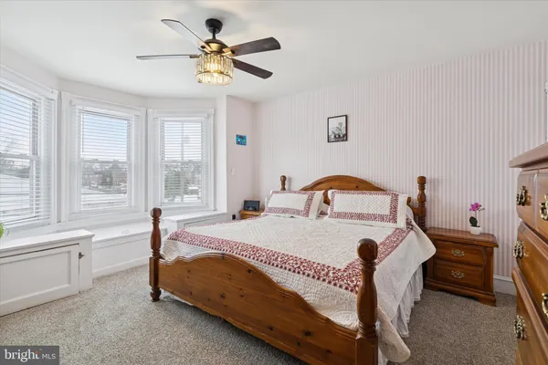 $264,900 | 1111 West Lafayette Street, Norristown, PA 19401