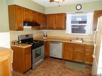 7201 Weber Road St. Louis, MO 63123 - Photo 5 of 14 Gallery Image 5