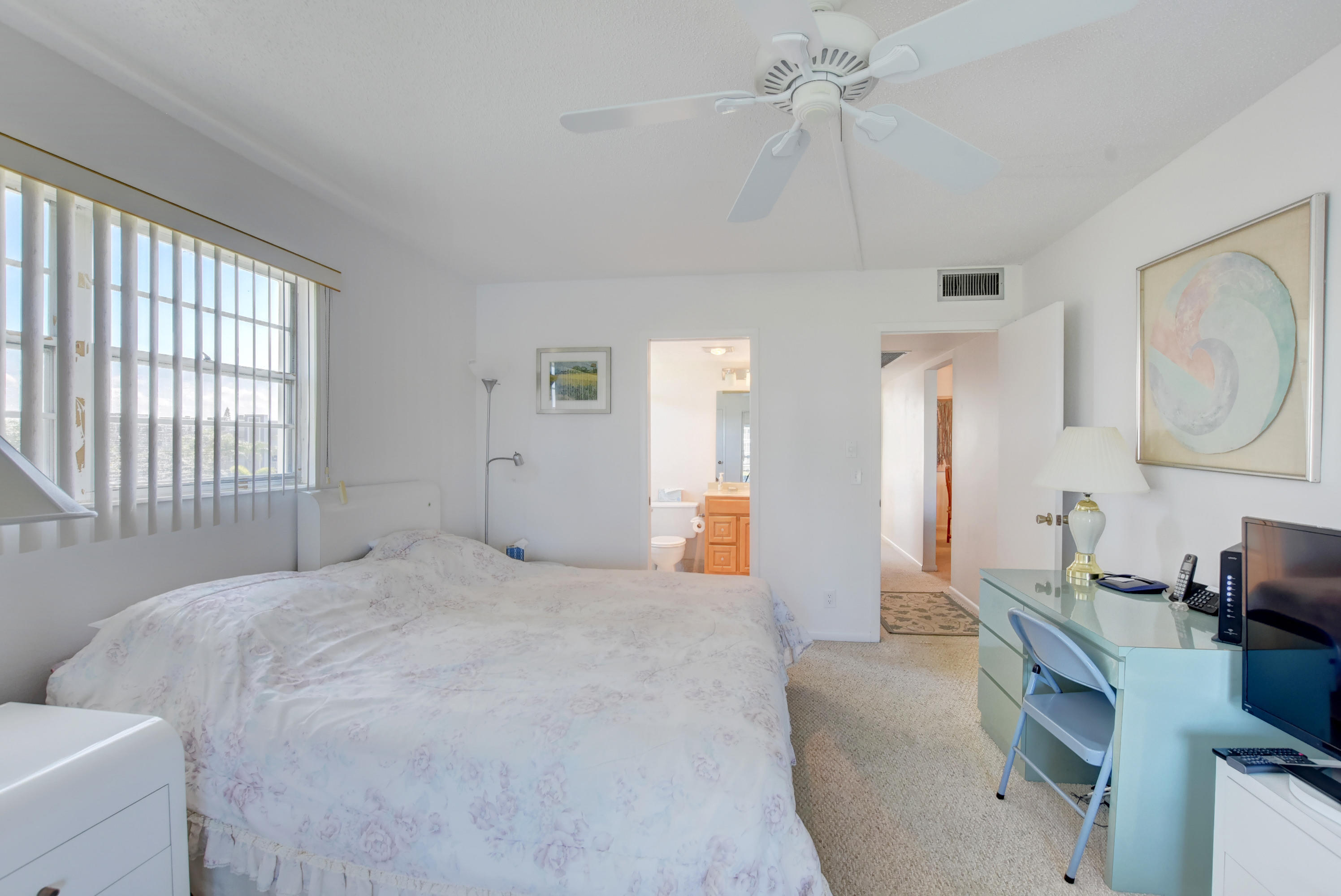 3019 Guildford East Boca Raton, FL 33434 - Photo 11 of 17 EBF_9911And4more