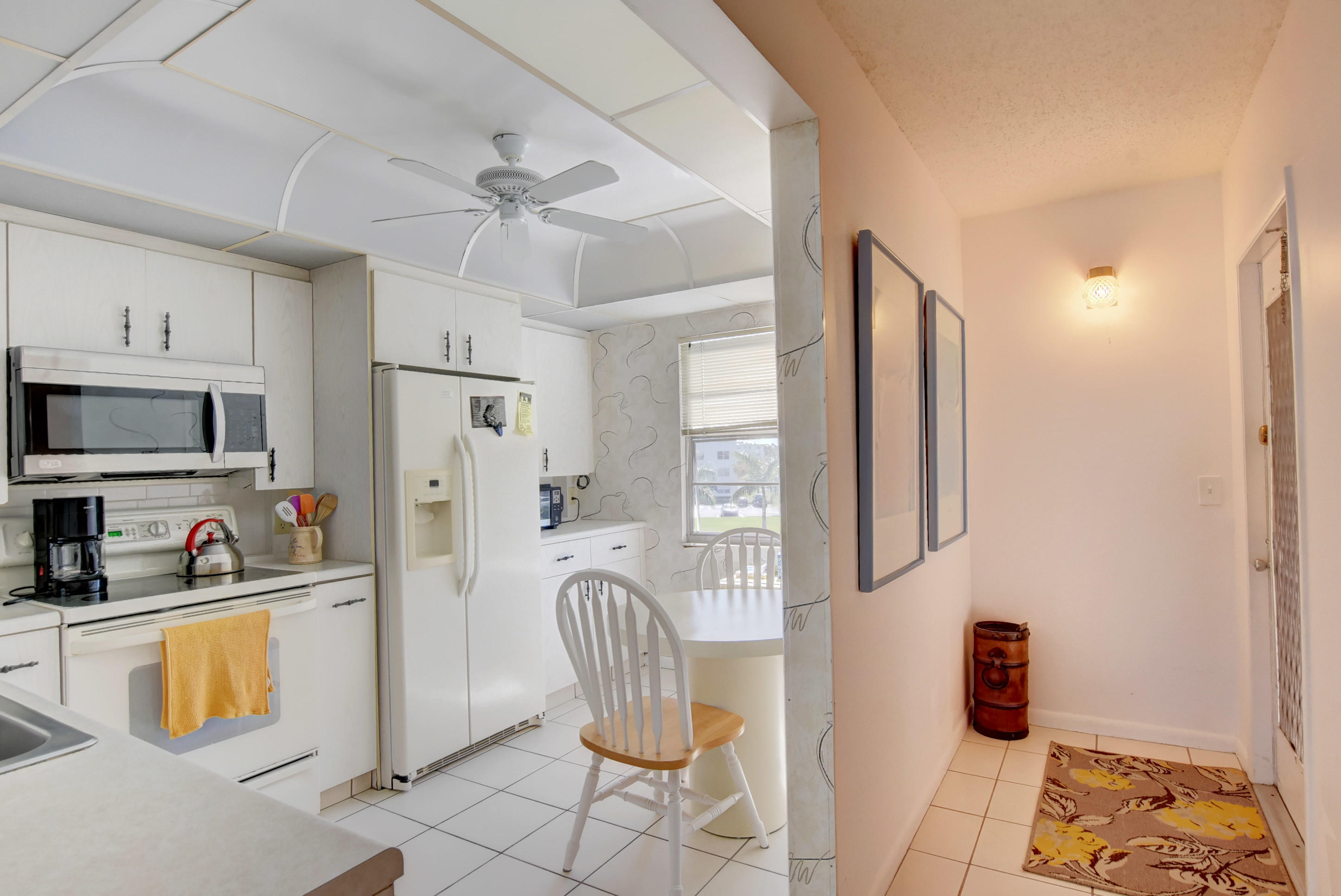3019 Guildford East Boca Raton, FL 33434 - Photo 3 of 17 EBF_9866And4more