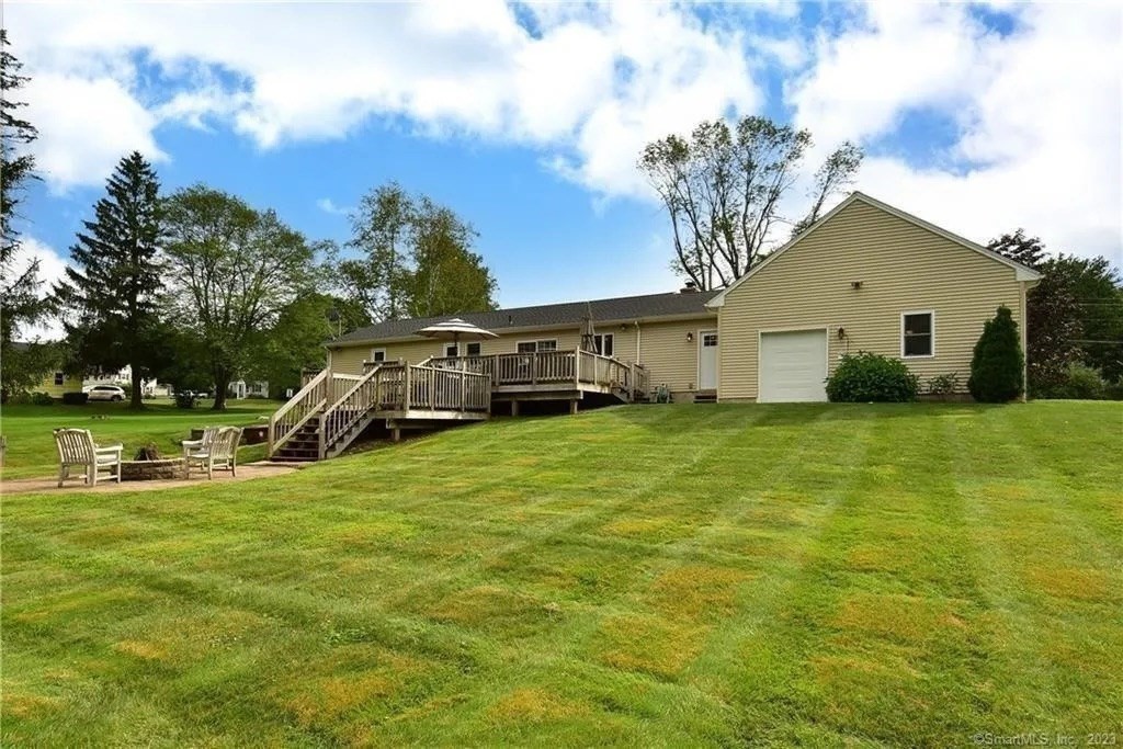 281 Abbe Road Enfield, CT 06082 - Photo 30 of 33 Gallery Image 30