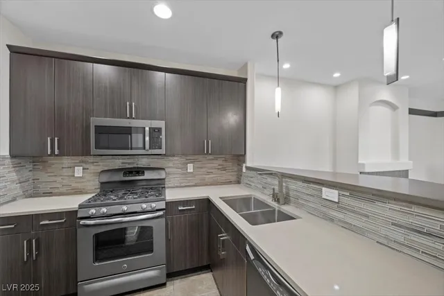 $249,000 | 7111 South Durango Drive, Unit 201, Las Vegas, NV 89113