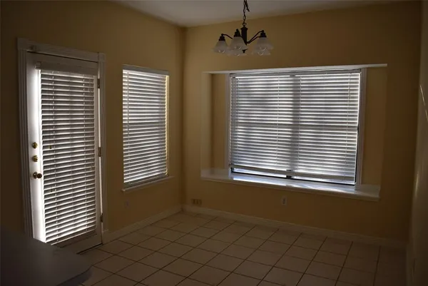 $2,450 | 821 Ashford Drive, Coppell, TX 75019