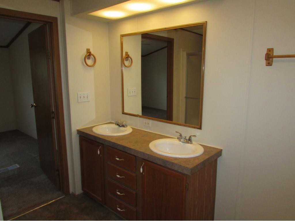 140 Max Jett Road Johnson City, TN 37601 - Photo 11 of 36 Photo 11