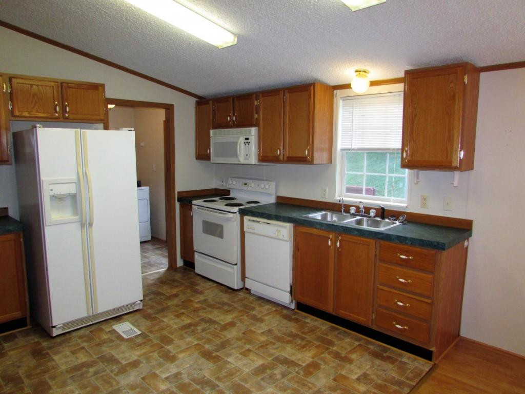140 Max Jett Road Johnson City, TN 37601 - Photo 2 of 36 Photo 2