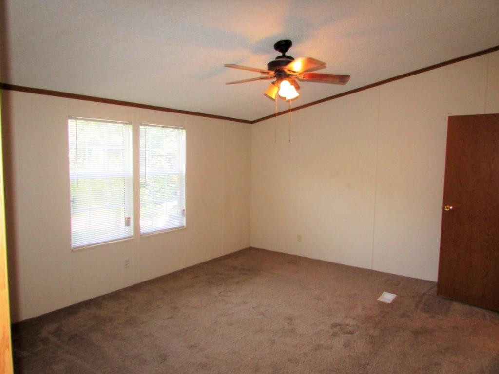 140 Max Jett Road Johnson City, TN 37601 - Photo 8 of 36 Photo 8