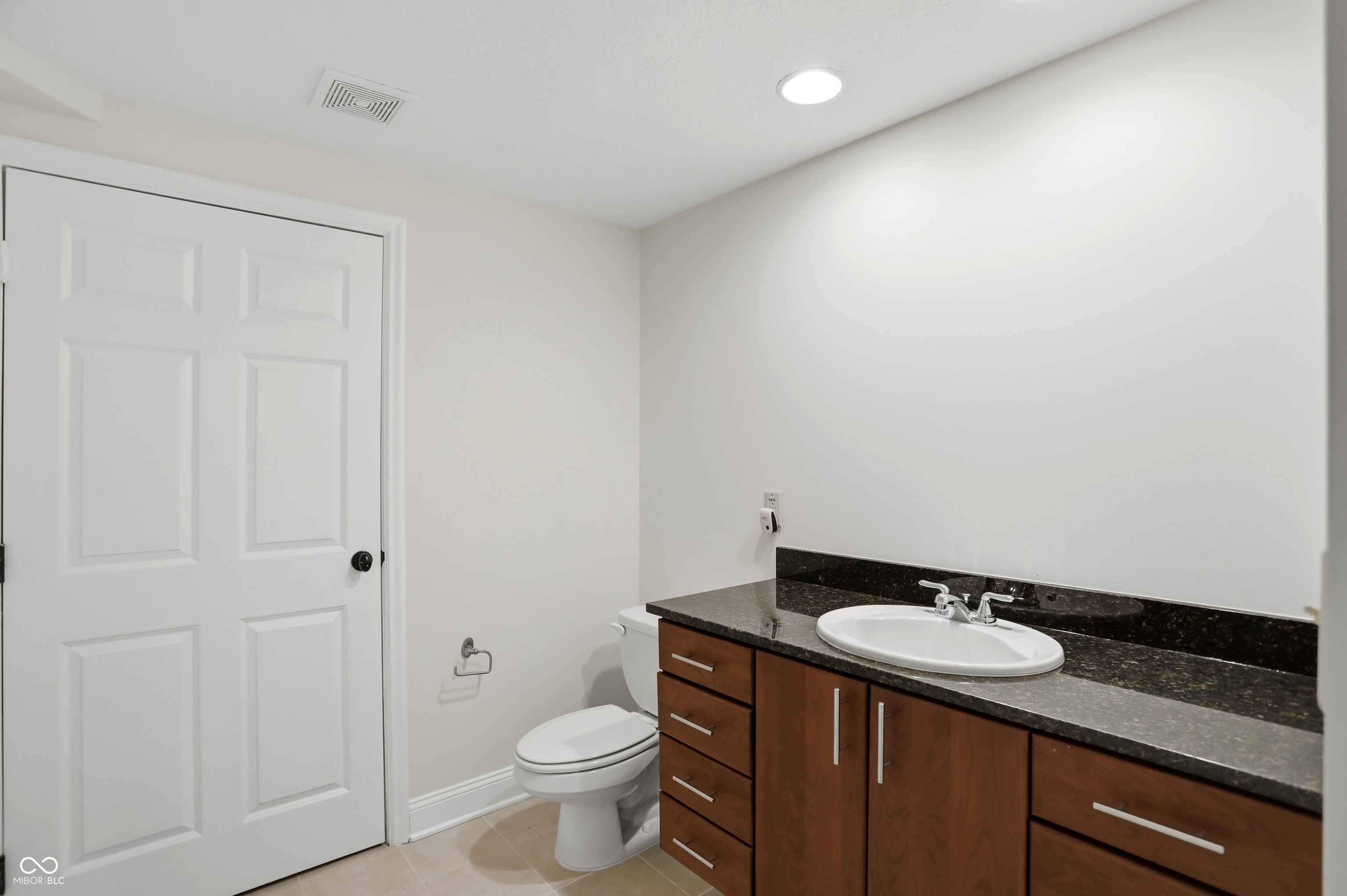 8602 Frontgate Lane Indianapolis, IN 46256 - Photo 101 of 136