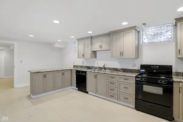 $1,299,000 | 8602 Frontgate Lane, Indianapolis, IN 46256