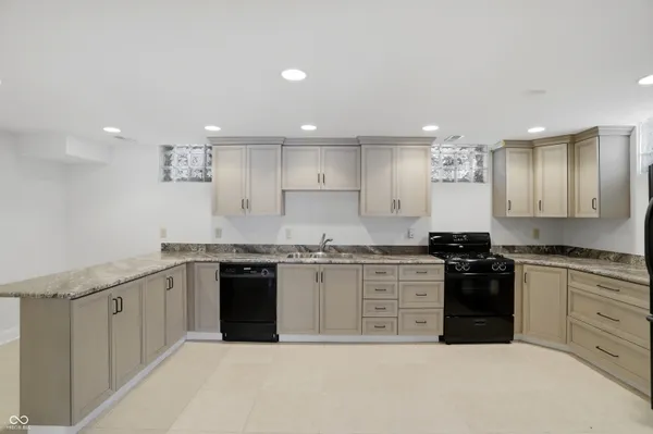 $1,299,000 | 8602 Frontgate Lane, Indianapolis, IN 46256