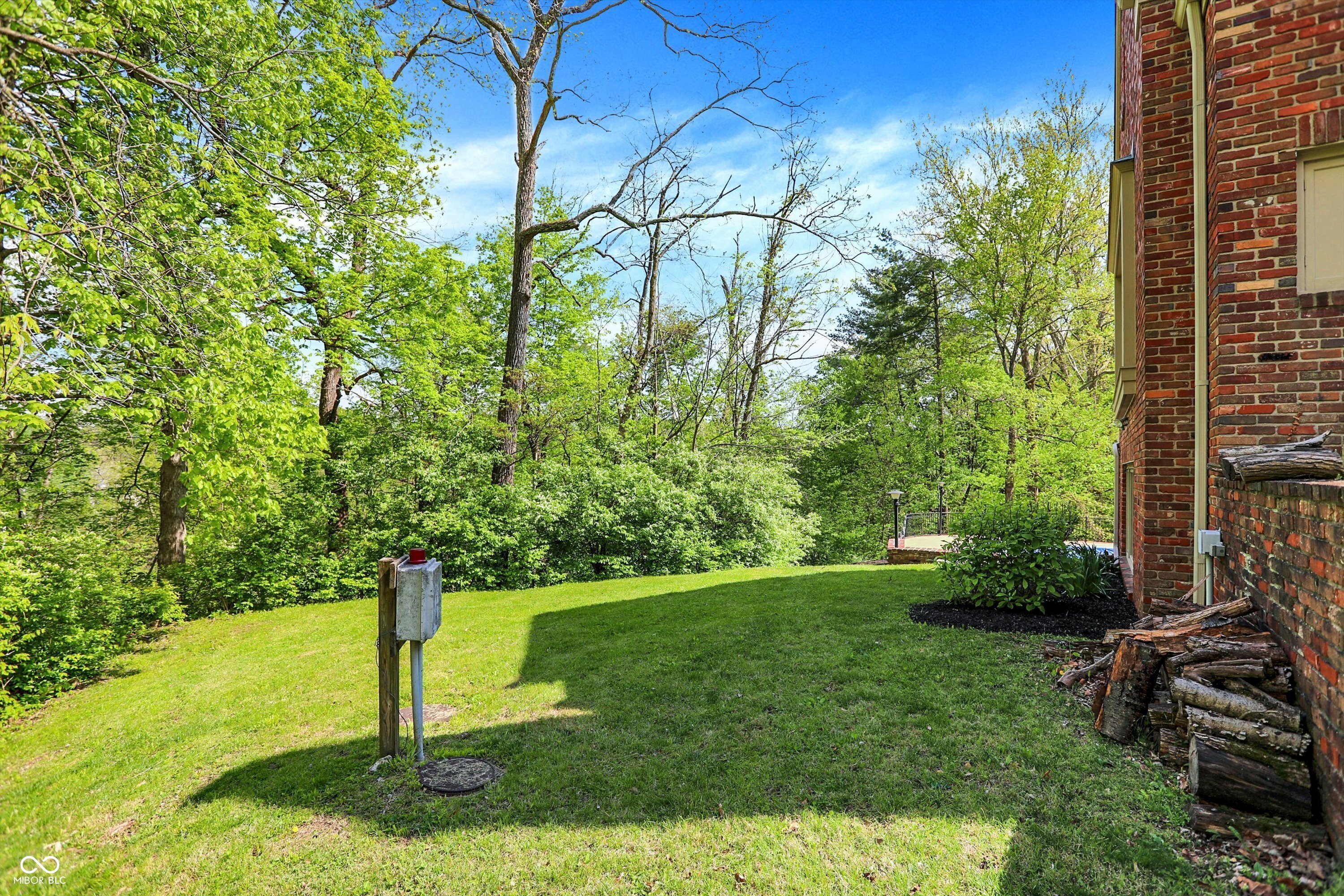 8602 Frontgate Lane Indianapolis, IN 46256 - Photo 127 of 136