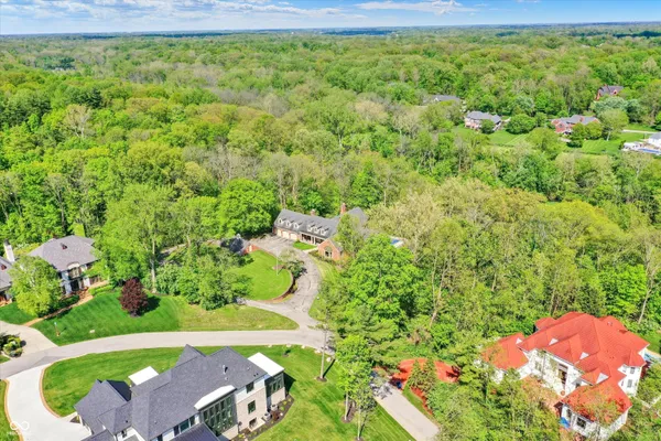 $1,299,000 | 8602 Frontgate Lane, Indianapolis, IN 46256