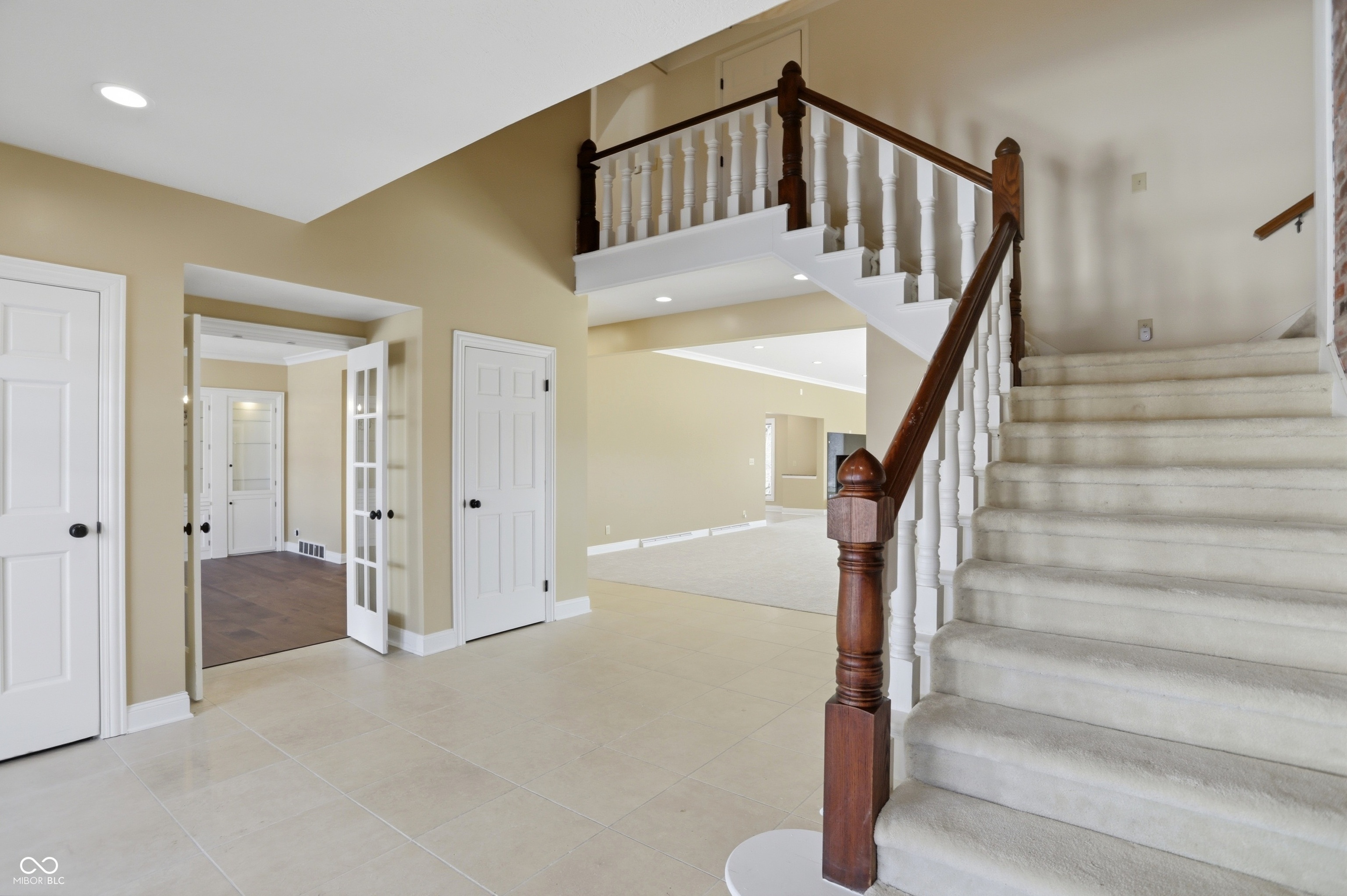 8602 Frontgate Lane Indianapolis, IN 46256 - Photo 18 of 136
