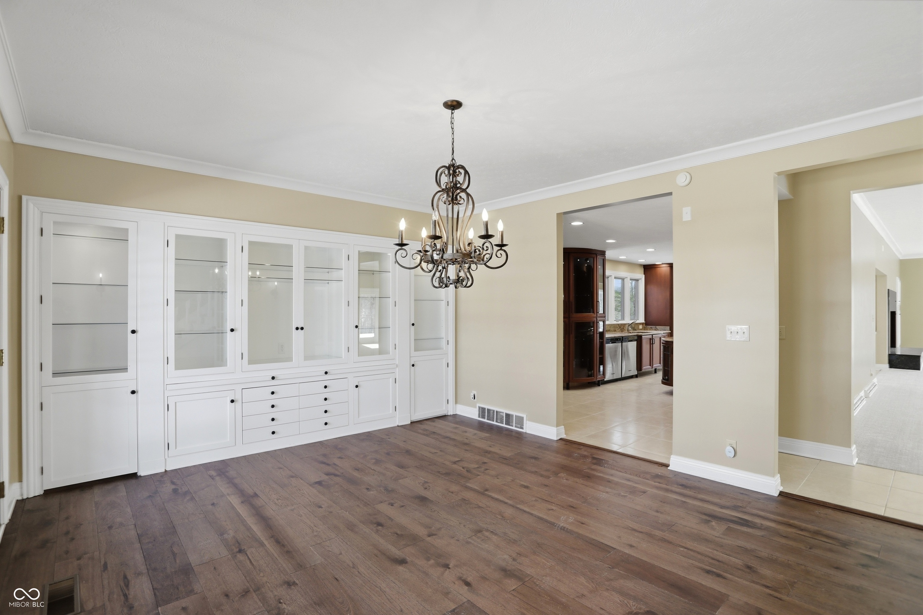 8602 Frontgate Lane Indianapolis, IN 46256 - Photo 18 of 136