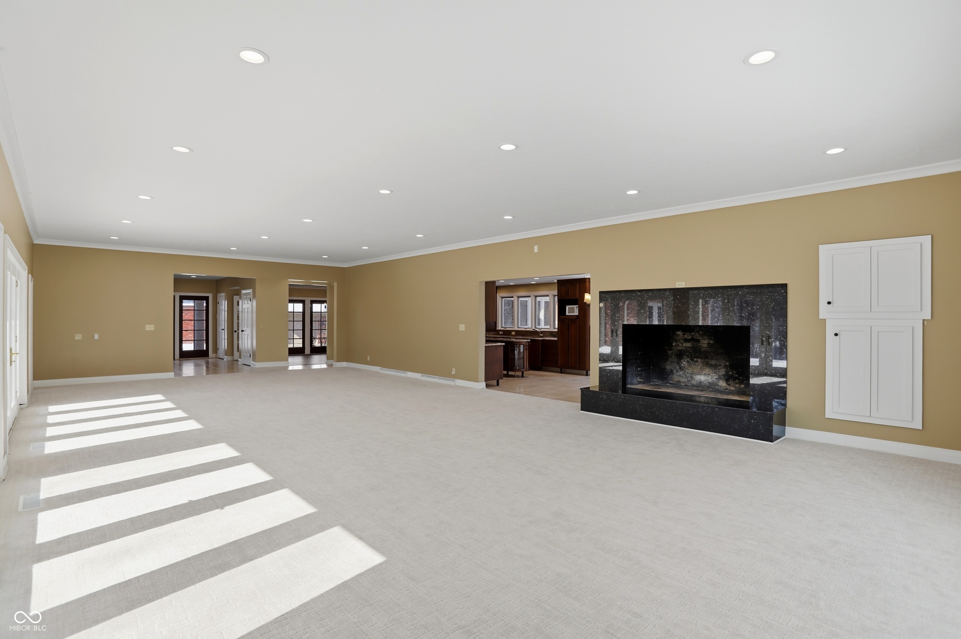 8602 Frontgate Lane Indianapolis, IN 46256 - Photo 25 of 136