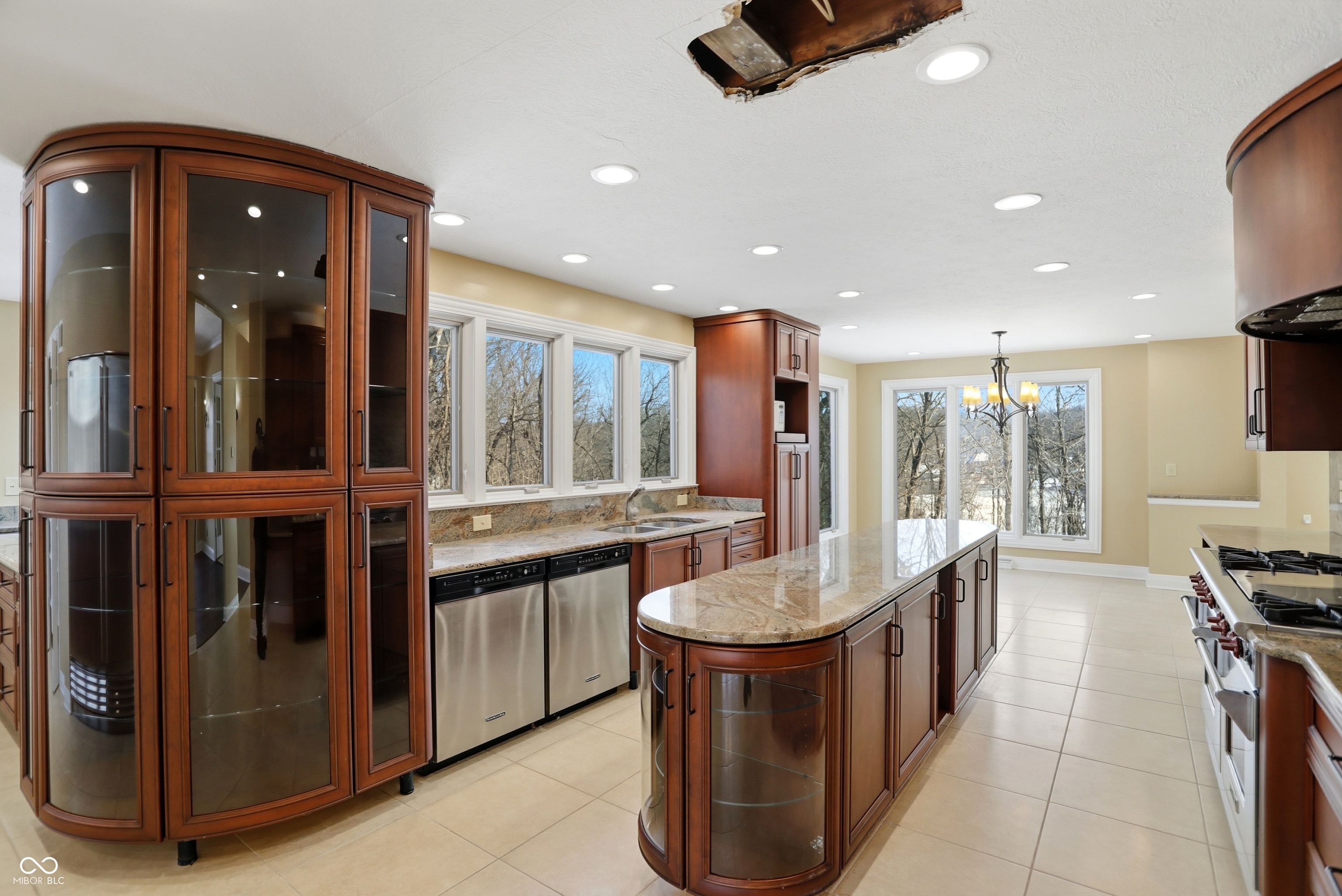 8602 Frontgate Lane Indianapolis, IN 46256 - Photo 29 of 150