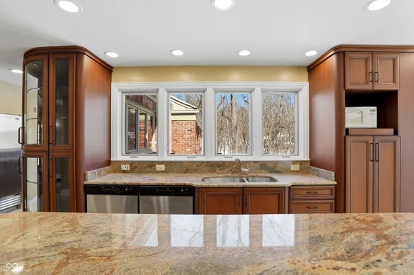 $1,299,000 | 8602 Frontgate Lane, Indianapolis, IN 46256